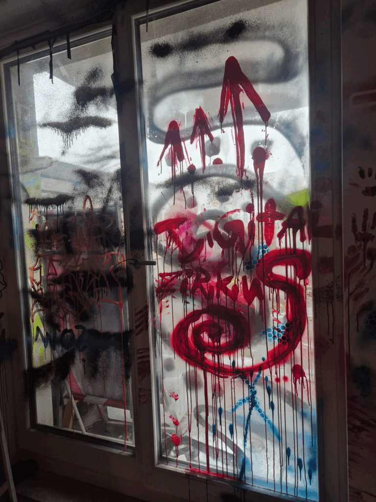 Graffitiwohnung reinigen